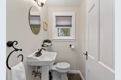 70 Ardsmoor Rd, Melrose, MA 02176 - Photo 18