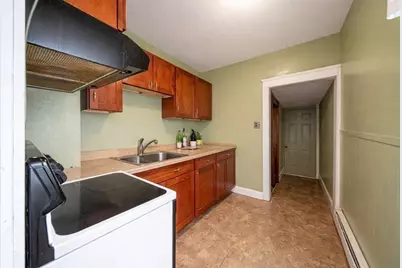 42 Morton St, Lawrence, MA 01841 - Photo 16