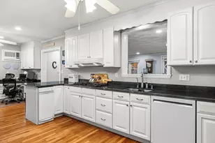 24 Smith Ave, Reading, MA 01867 - Photo 10