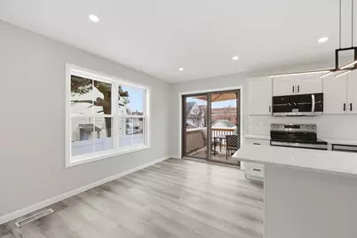 14 Crane St, Springfield, MA 01104 - Photo 8