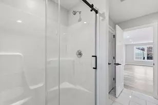 14 Crane St, Springfield, MA 01104 - Photo 24