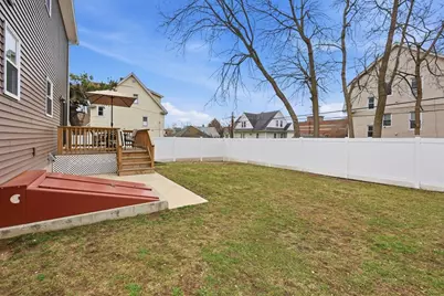 14 Crane St, Springfield, MA 01104 - Photo 36