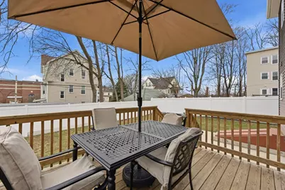 14 Crane St, Springfield, MA 01104 - Photo 34