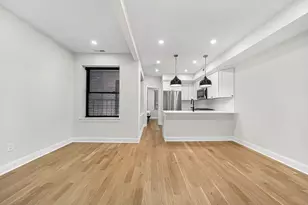 5 Garden Ct, Boston, MA 02113 - Photo 4