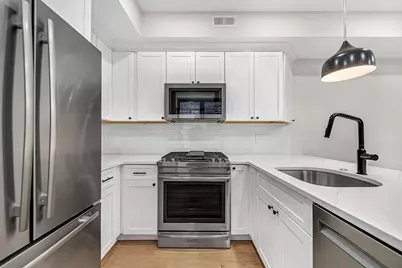 5 Garden Ct #3, Boston, MA 02113 - Photo 2