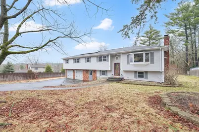 25 Fox Hill Rd, Ludlow, MA 01056 - Photo 2