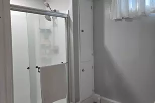 100 Bailey St, Lawrence, MA 01843 - Photo 6