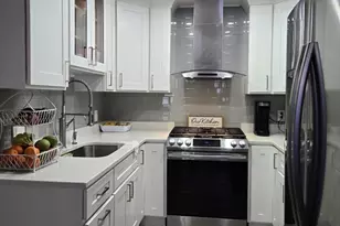 100 Bailey St, Lawrence, MA 01843 - Photo 8