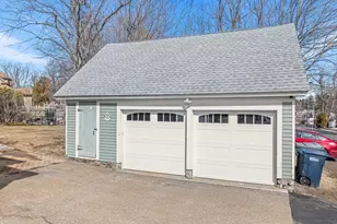 146 Shrewsbury St, Holden, MA 01520 - Photo 36