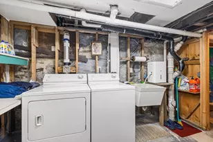 146 Shrewsbury St, Holden, MA 01520 - Photo 32