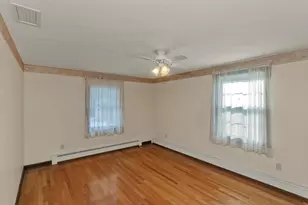 309 Island Pond Rd, Springfield, MA 01118 - Photo 24