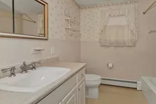 309 Island Pond Rd, Springfield, MA 01118 - Photo 16