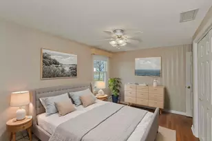 309 Island Pond Rd, Springfield, MA 01118 - Photo 12