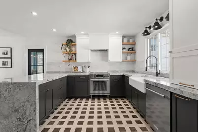 41 Capital St, Newton, MA 02458 - Photo 10