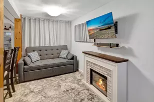 222 Walnut St, Saugus, MA 01906 - Photo 22