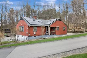 222 Walnut St, Saugus, MA 01906 - Photo 2