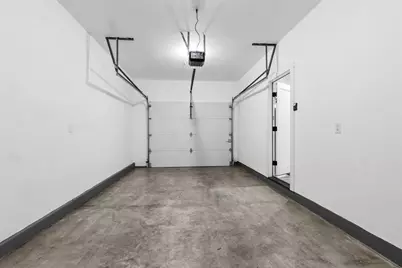 889-895 Grinnell St. #2, Fall River, MA 02721 - Photo 32