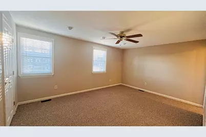 52 Edward Dr #52, Stoughton, MA 02072 - Photo 12