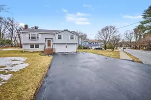 29 S Bedford St, Burlington, MA 01803 - Photo 2