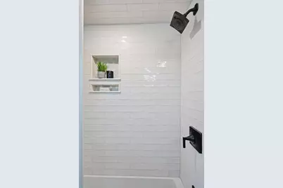 27 Garfield Ave, Saugus, MA 01906 - Photo 16