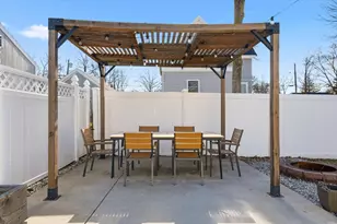 27 Garfield Ave, Saugus, MA 01906 - Photo 36