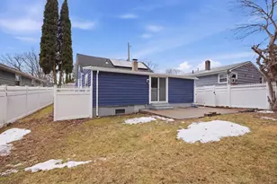 86 Indian Rd, Waltham, MA 02451 - Photo 24