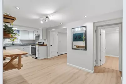 86 Indian Rd, Waltham, MA 02451 - Photo 6