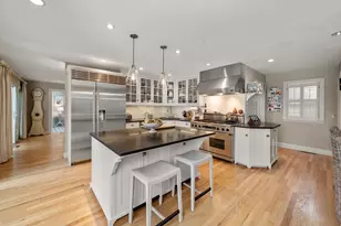 153 Washington St, Duxbury, MA 02332 - Photo 4