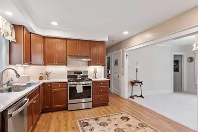 10 Edwidge Street, Worcester, MA 01602 - Photo 12