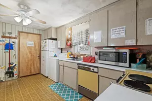 600 E Ashland St, Brockton, MA 02302 - Photo 18