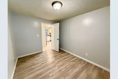 22 Simpson Cir, Agawam, MA 01001 - Photo 14