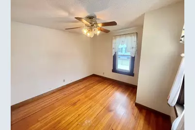 26 Whitin Ave, Chicopee, MA 01013 - Photo 16