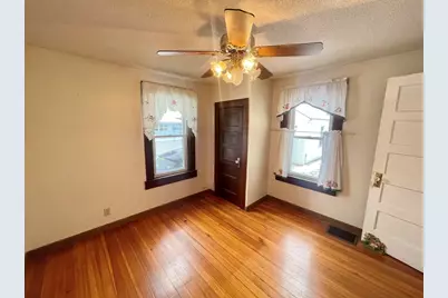 26 Whitin Ave, Chicopee, MA 01013 - Photo 14