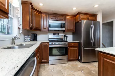 14 Oak Grove Rd, Randolph, MA 02368 - Photo 8