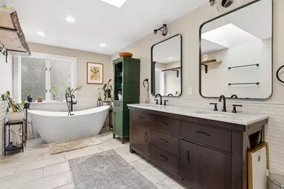 25 Clearwater Rd, Brookline, MA 02467 - Photo 20