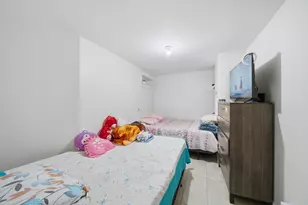 16 Thorndike St, Revere, MA 02151 - Photo 24