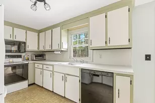 10 Wapping Rd, Kingston, MA 02364 - Photo 4