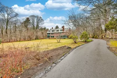 341 Highland St, Milton, MA 02186 - Photo 2