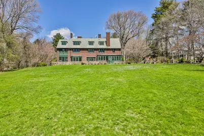 341 Highland St, Milton, MA 02186 - Photo 2