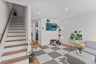 5257 Washington St, Boston, MA 02132 - Photo 2