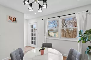 5257 Washington St, Boston, MA 02132 - Photo 10