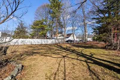 2 Maple St, Shirley, MA 01464 - Photo 32