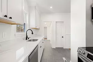 2 Maple St, Shirley, MA 01464 - Photo 10