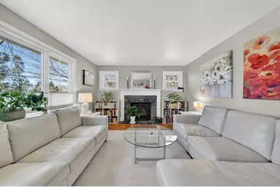 788 Dartmouth St, Dartmouth, MA 02748 - Photo 10