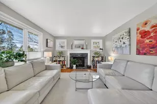 788 Dartmouth St, Dartmouth, MA 02748 - Photo 10