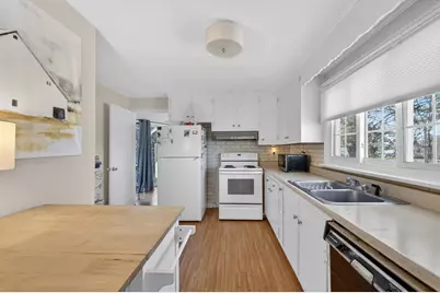 788 Dartmouth St, Dartmouth, MA 02748 - Photo 6