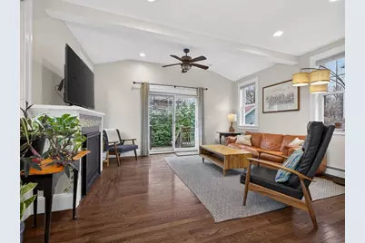 92 Roslindale Ave, Boston, MA 02131 - Photo 8