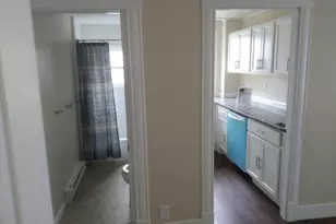 13 King St, Taunton, MA 02780 - Photo 4