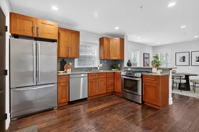 51 Vale St. #1, Boston, MA 02119 - Photo 4