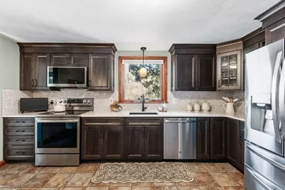 39 Cranberry Ln, Easton, MA 02375 - Photo 4